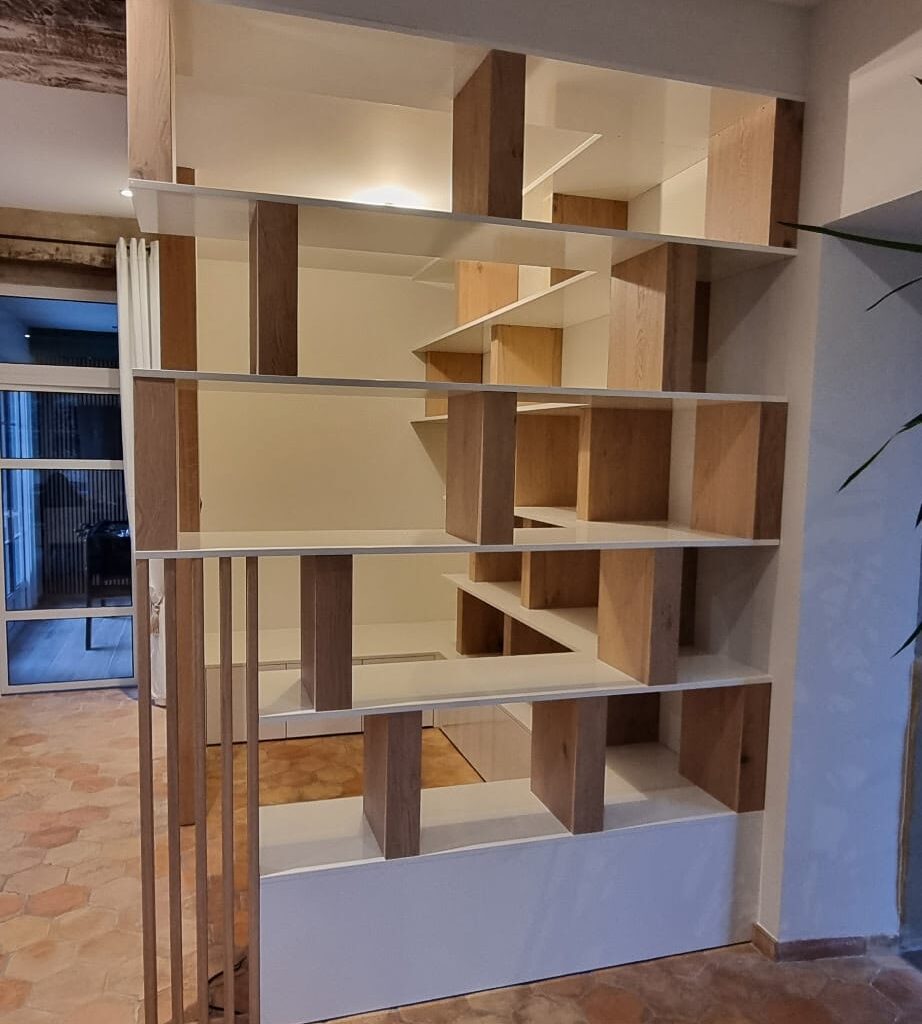 Green Velvet 23 Bibliotheque-sur-mesure-bois-banc-etagere-salon-Les-interieurs-de-Lena-et-Fanny-2