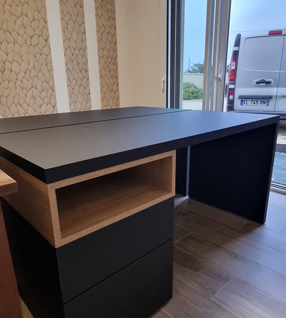 Green Velvet 24 bureau-sur-mesure-bois-melamine-noir-Les-interieurs-de-Lena-et-Fanny